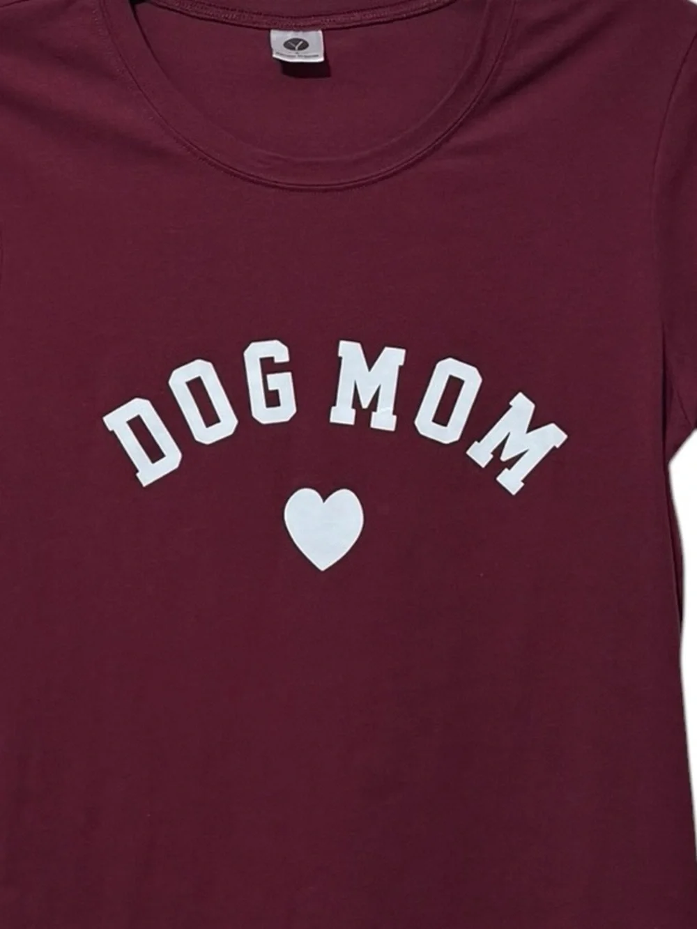 Dog Mom T-Shirt S 17.5” p2p Burgundy NWOT